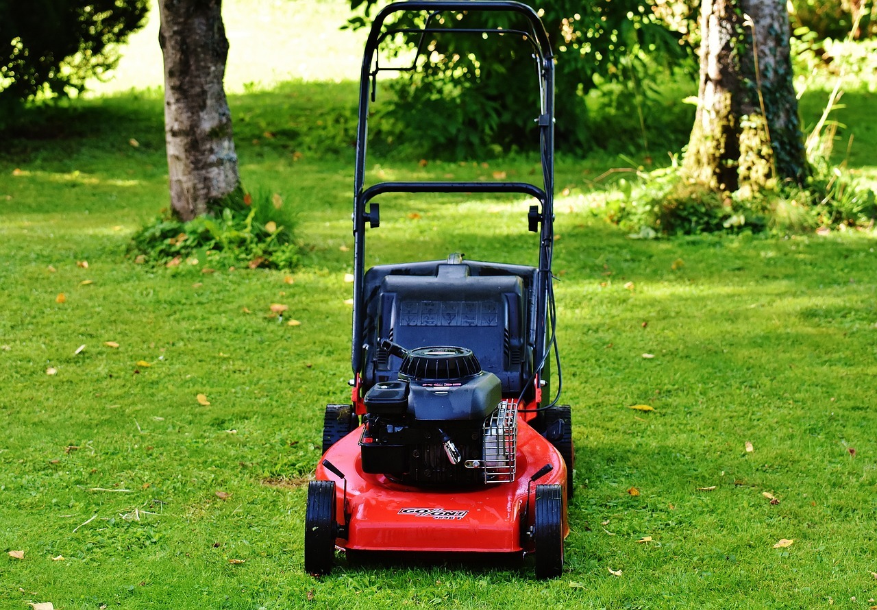 Bonita Springs Lawn Mowing Service